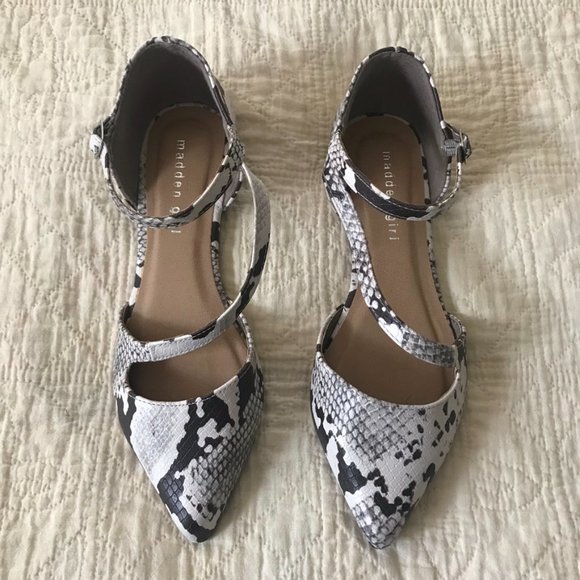 Madden Girl Shoes - NWOB Madden Girl Flats Sz 7